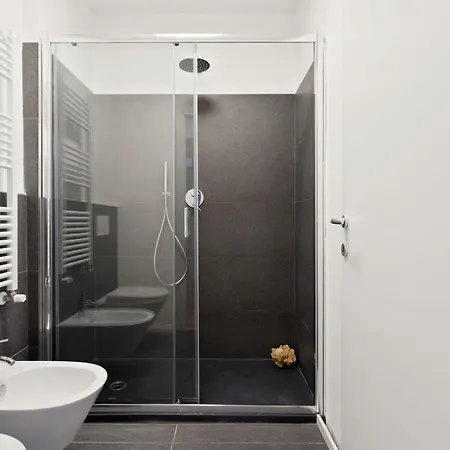 Appartement Palazzo Ungari - Bymyhomeincomo