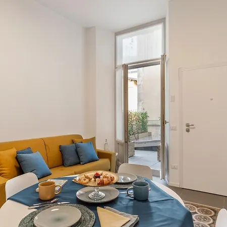 Palazzo Ungari - Bymyhomeincomo